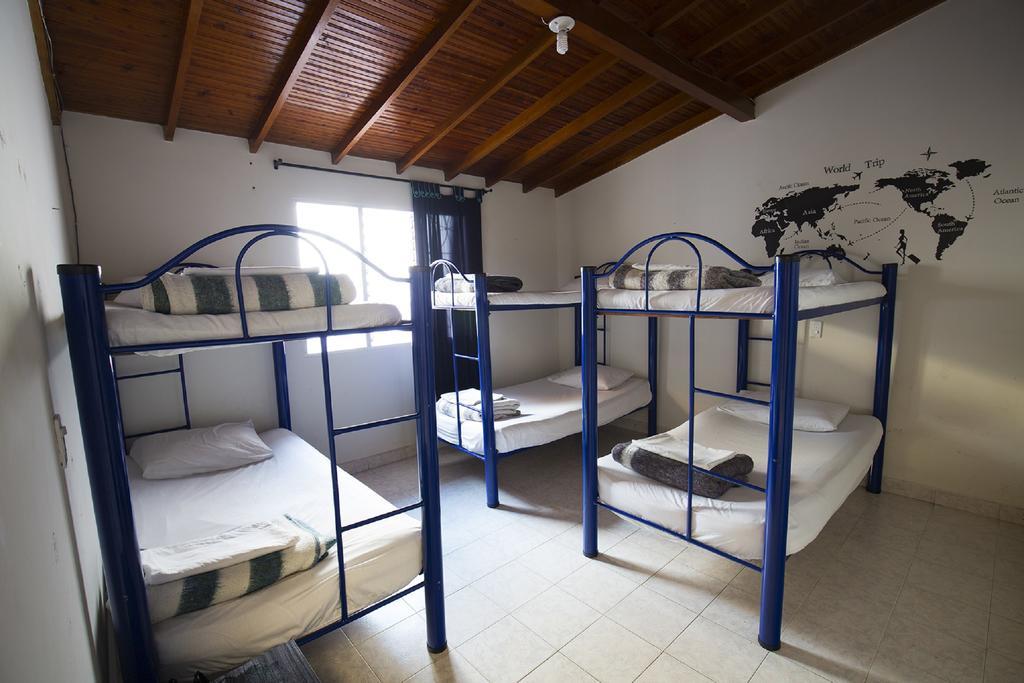 Rock A Town Hostel Guatapé Екстериор снимка